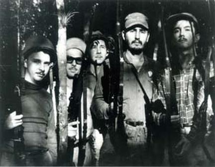 «¡Qué monstruos! No saben la inteligencia, el carácter, la integridad, que han asesinado», dijo el líder de la Revolución Cubana Fidel Castro, al conocer de la muerte de Frank País, el 30 de julio de 1957. Foto: Archivo de Granma «¡Qué monstruos! No saben la inteligencia, el carácter, la integridad, que han asesinado», dijo el líder de la Revolución Cubana Fidel Castro, al conocer de la muerte de Frank País, el 30 de julio de 1957. Foto: Archivo de Granma