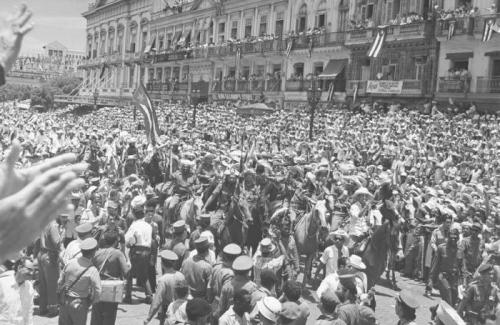 La Caballería Campesina encabezada por Camilo Cienfuegos recorrió diversos lugares de La Habana antes de participar en las celebraciones por el 26 de julio.