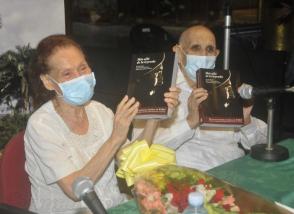 Presentazione del Libro /Al di là della legenda/,degli autori Estela Bravo, Ernesto Bravo e Olga Rosa Gomez. Photo: Ismael Batista Presentazione del Libro /Al di là della legenda/,degli autori Estela Bravo, Ernesto Bravo e Olga Rosa Gomez. Photo: Ismael Batista