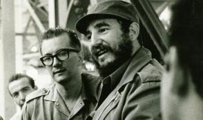 Una profunda amistad, forjada en el calor de la lucha, unió a Armando Hart y a Fidel. foto: Roberto Salas Foto: Roberto Salas Una profunda amistad, forjada en el calor de la lucha, unió a Armando Hart y a Fidel. foto: Roberto Salas Foto: Roberto Salas