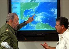 Fidel Castro junto a Dr. José Rubiera Fidel Castro junto a Dr. José Rubiera